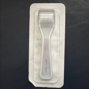 Rodan-fields REDEFINE AMP MD Micro - Exfoliating Roller B66 New!